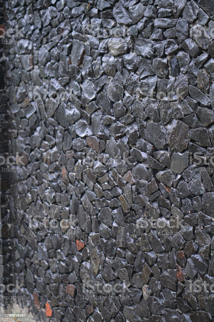 Detail Gambar Stone Rubble Dark Nomer 10