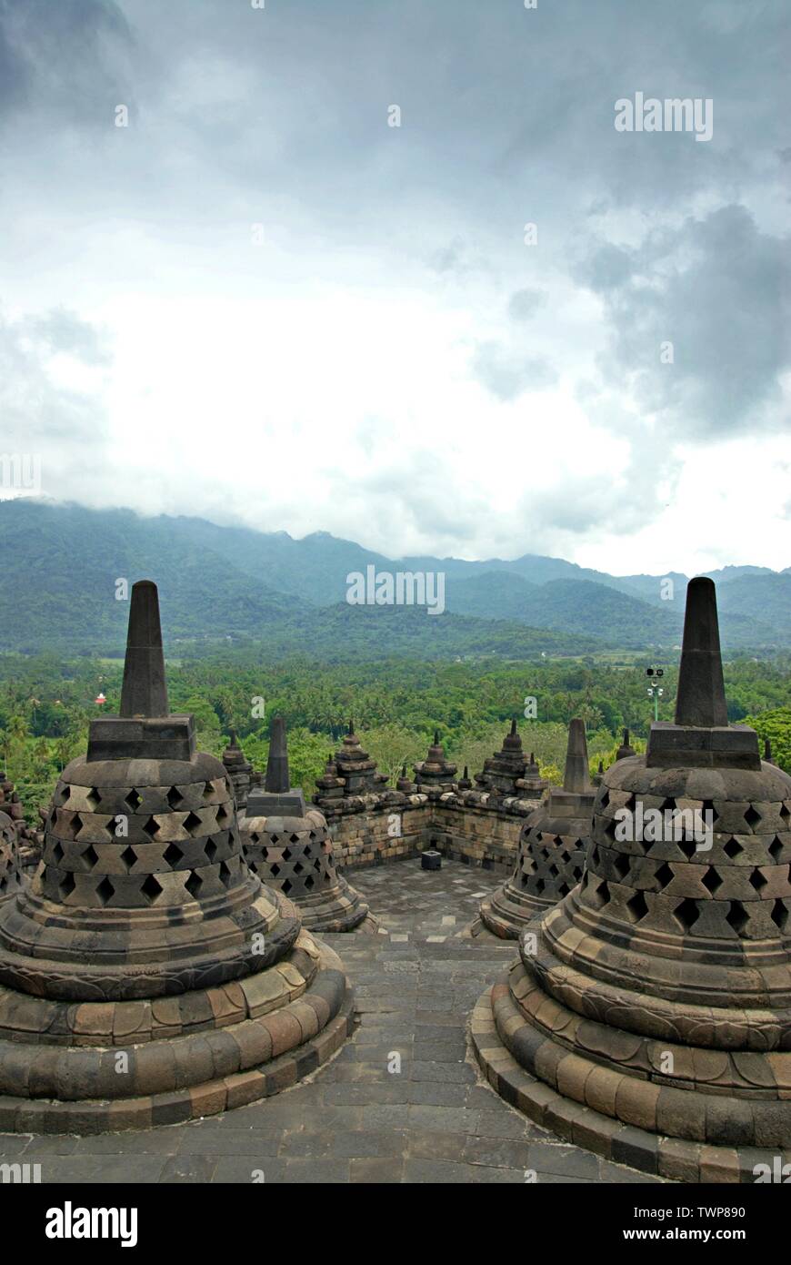 Detail Gambar Stupa Candi Borobudur Nomer 15