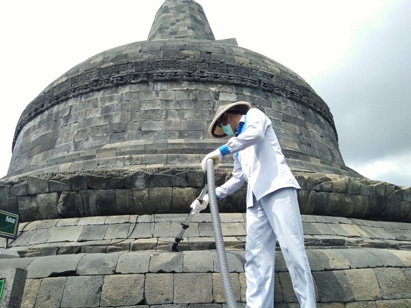 Detail Gambar Stupa Candi Borobudur Nomer 19