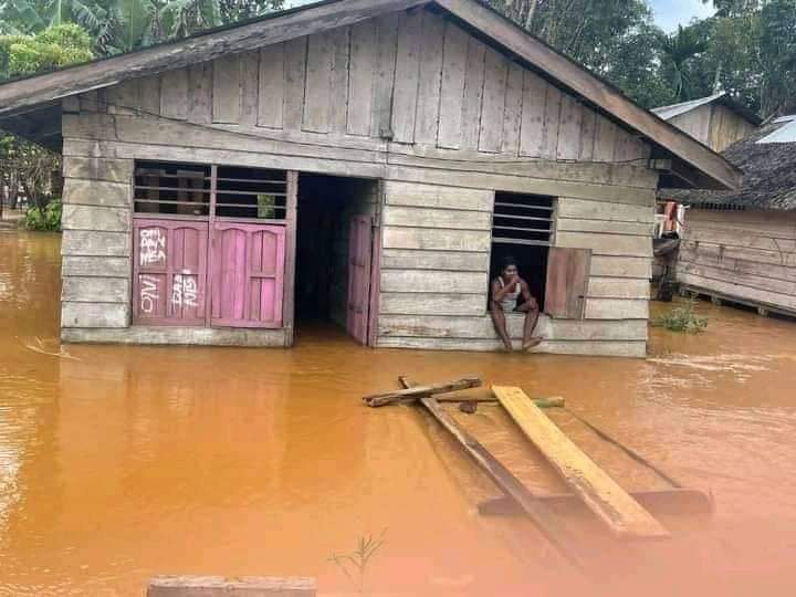 Detail Gambar Suasana Banjir Nomer 52