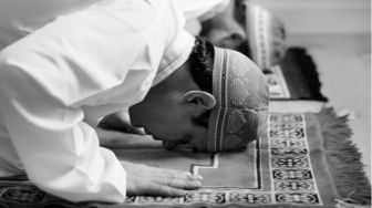 Detail Gambar Sujud Tilawah Nomer 32