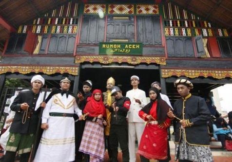 Gambar Suku Aceh - KibrisPDR