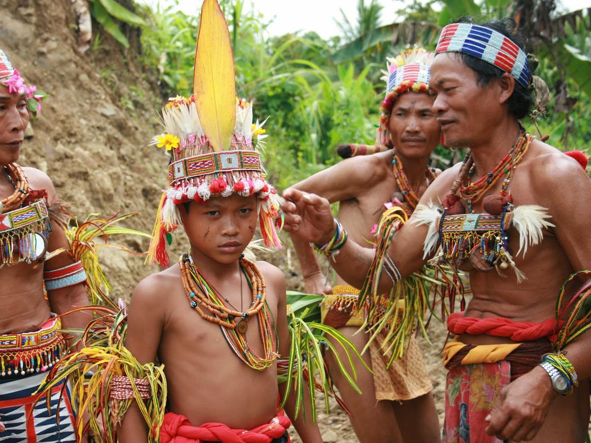 Detail Gambar Suku Mentawai Nomer 8