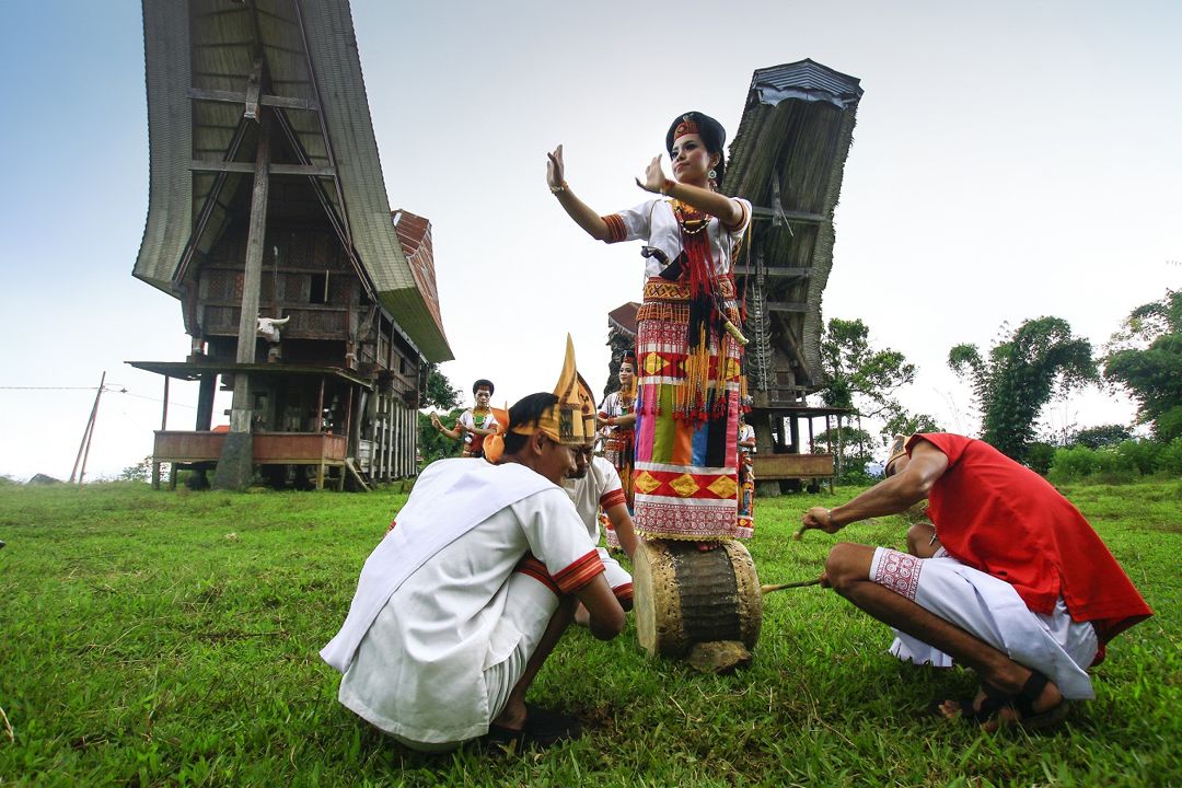 Detail Gambar Suku Toraja Nomer 25