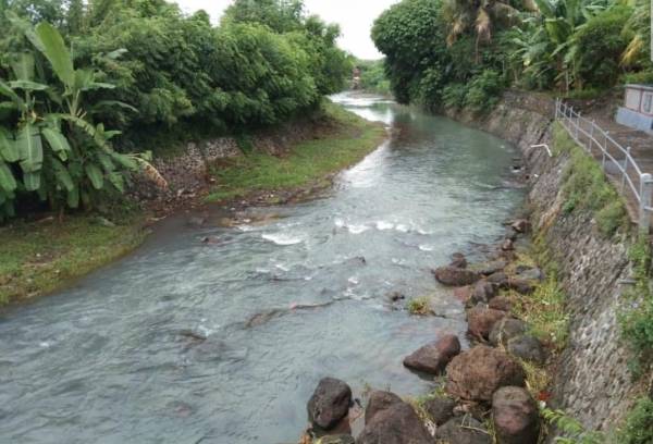 Detail Gambar Sungai Bersih Nomer 2