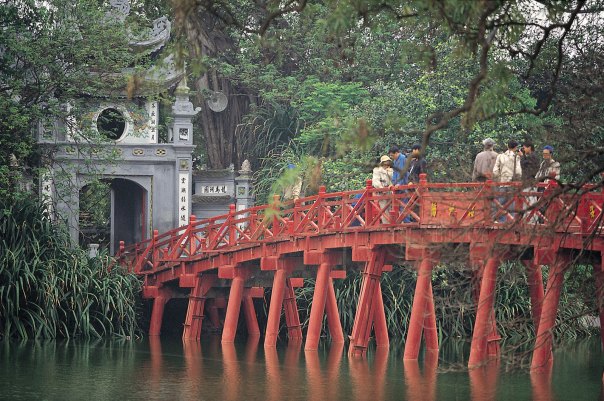 Detail Gambar Sungai Merah Di Vietnam Nomer 48