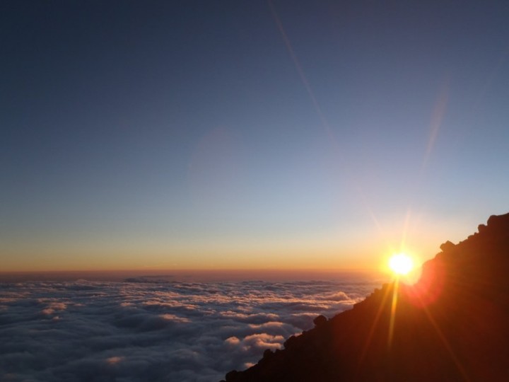 Detail Gambar Sunrise Di Gunung Nomer 50