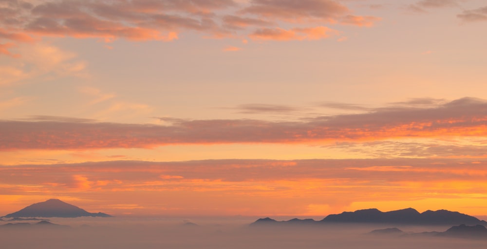 Detail Gambar Sunset Di Gunung Nomer 55