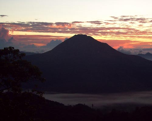 Detail Gambar Sunset Di Gunung Ground Zero Bali Nomer 44