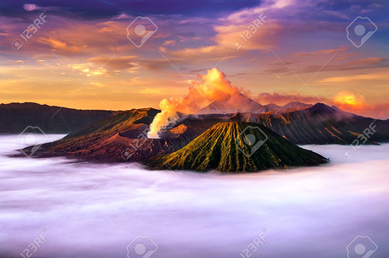 Detail Gambar Sunset Di Gunung Gunung Bromo Nomer 15
