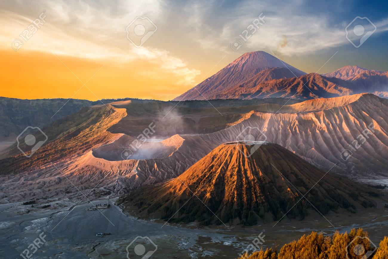 Detail Gambar Sunset Di Gunung Gunung Bromo Nomer 18