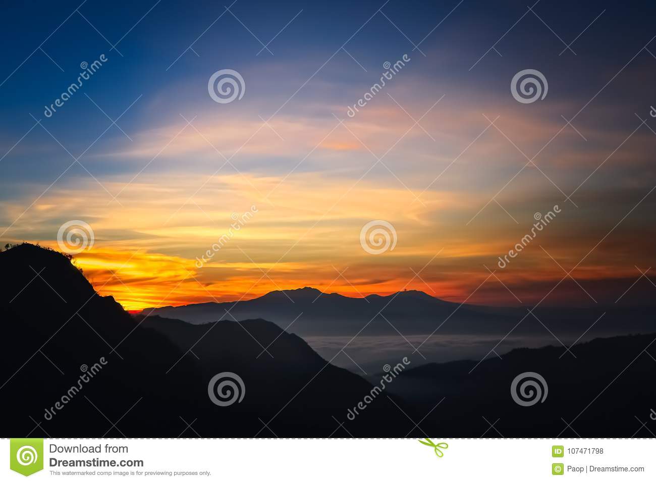 Detail Gambar Sunset Di Gunung Gunung Bromo Nomer 40