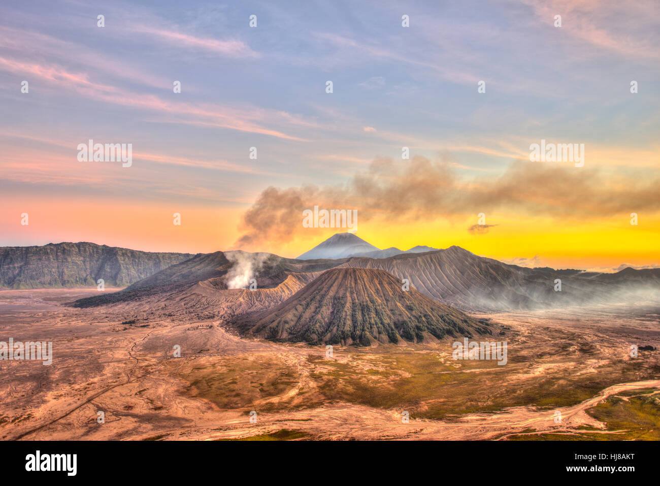 Detail Gambar Sunset Di Gunung Gunung Bromo Nomer 43