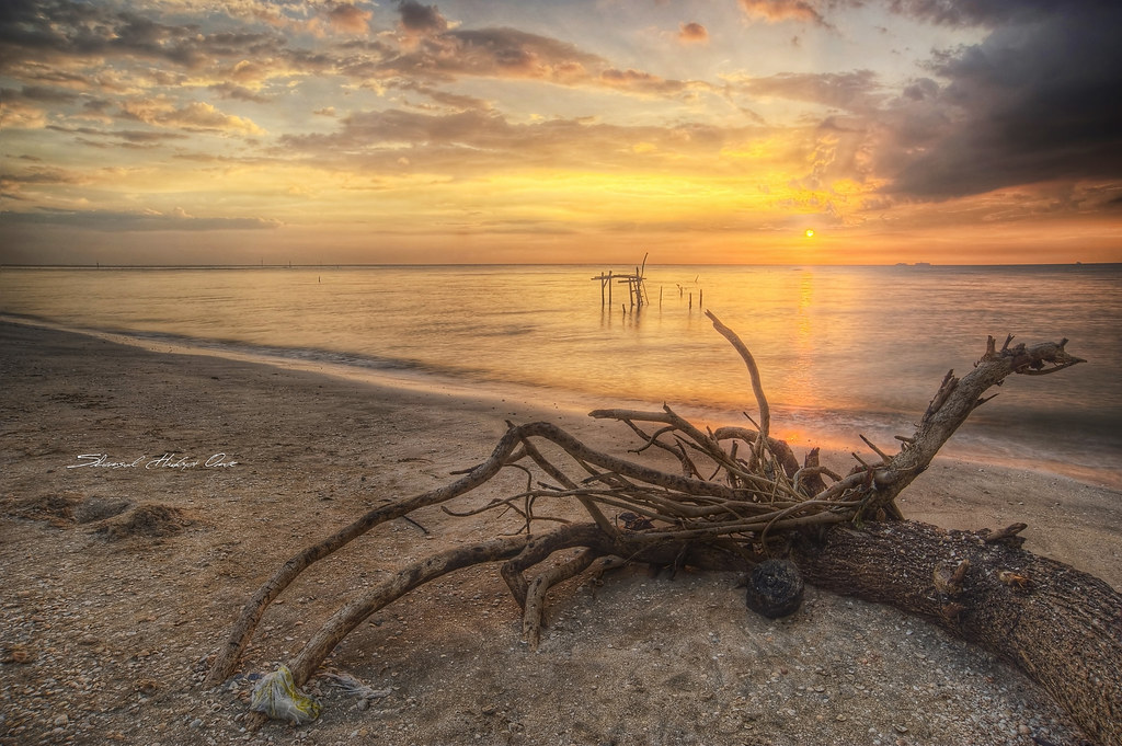 Detail Gambar Sunset Di Pantai Nomer 45