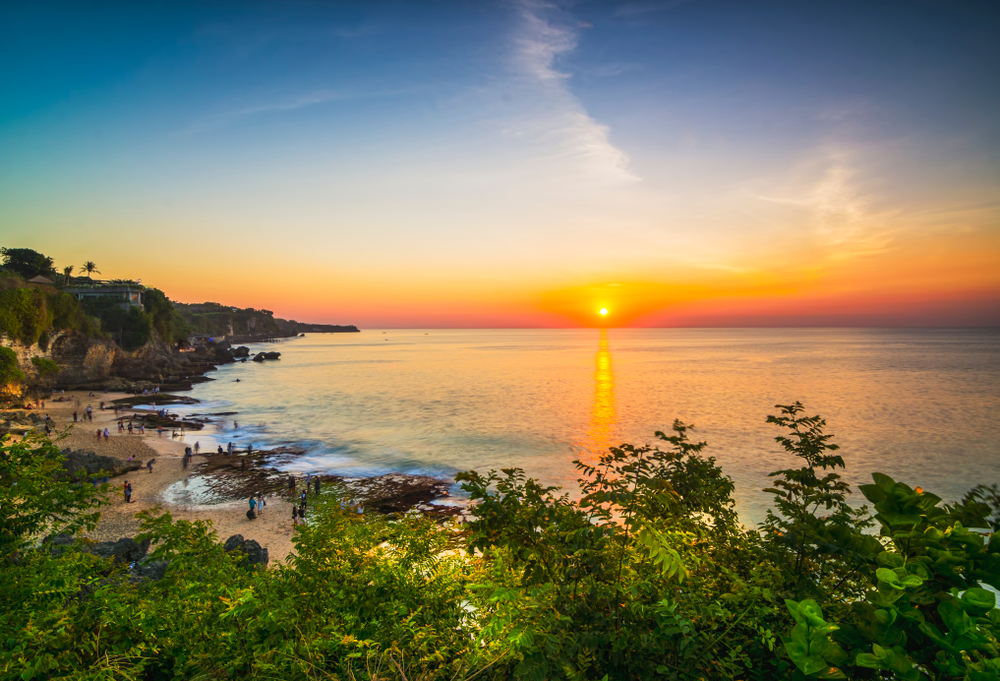 Detail Gambar Sunset Di Pantai Bali Nomer 6