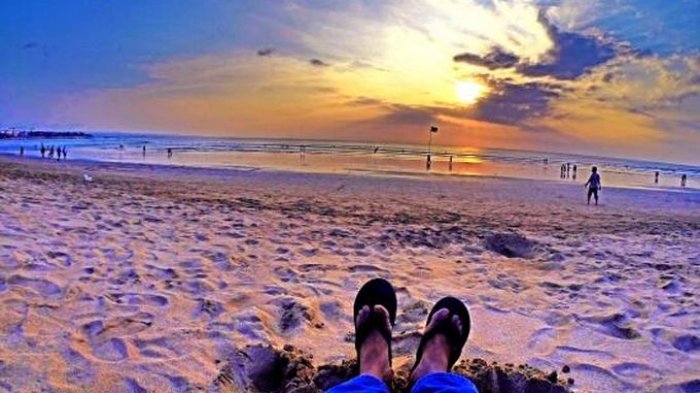 Detail Gambar Sunset Di Pantai Bali Nomer 55