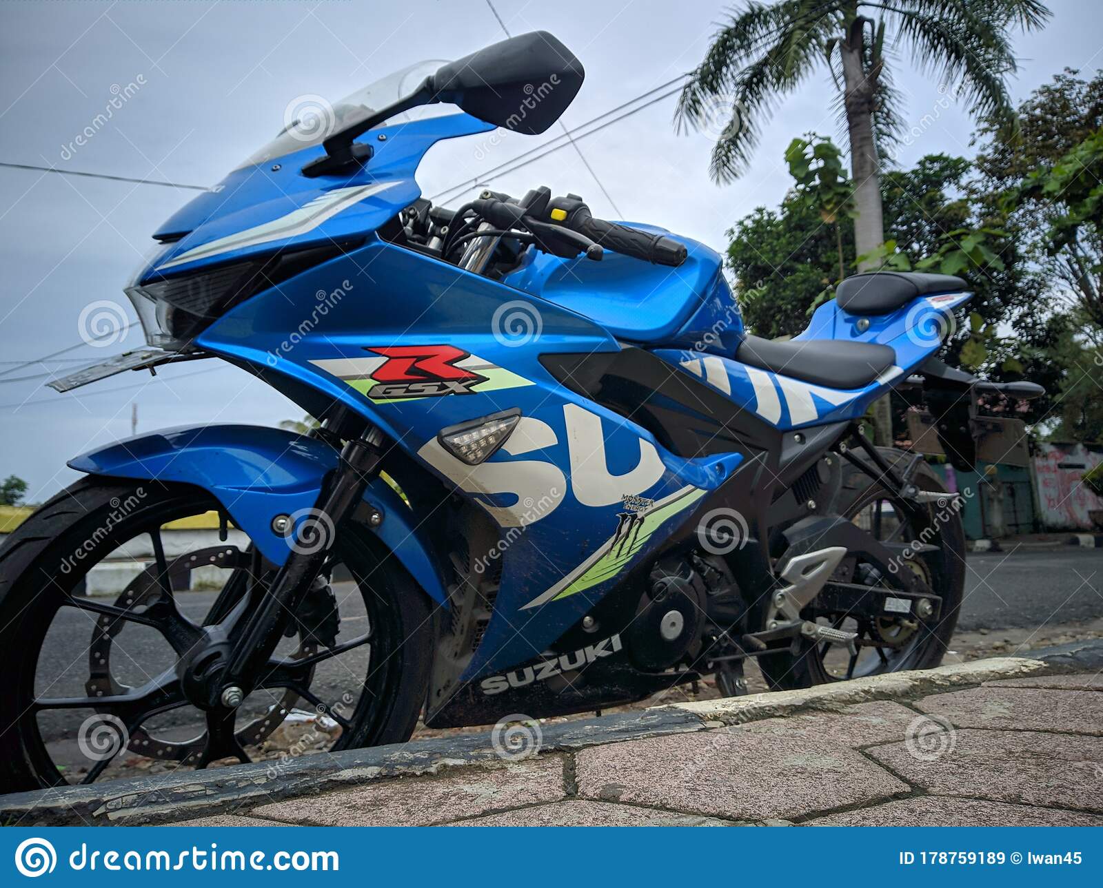 Detail Gambar Suzuki Gsx R150 Nomer 46