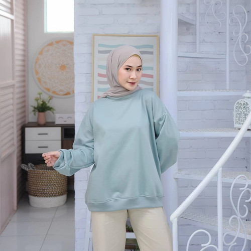 Detail Gambar Sweater Polos Wanita Nomer 20