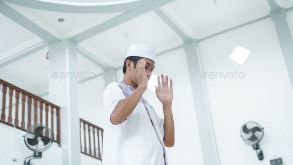 Detail Gambar Takbiratul Ihram Nomer 47