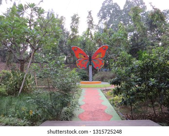 Detail Gambar Taman Kupu Kupu Nomer 8