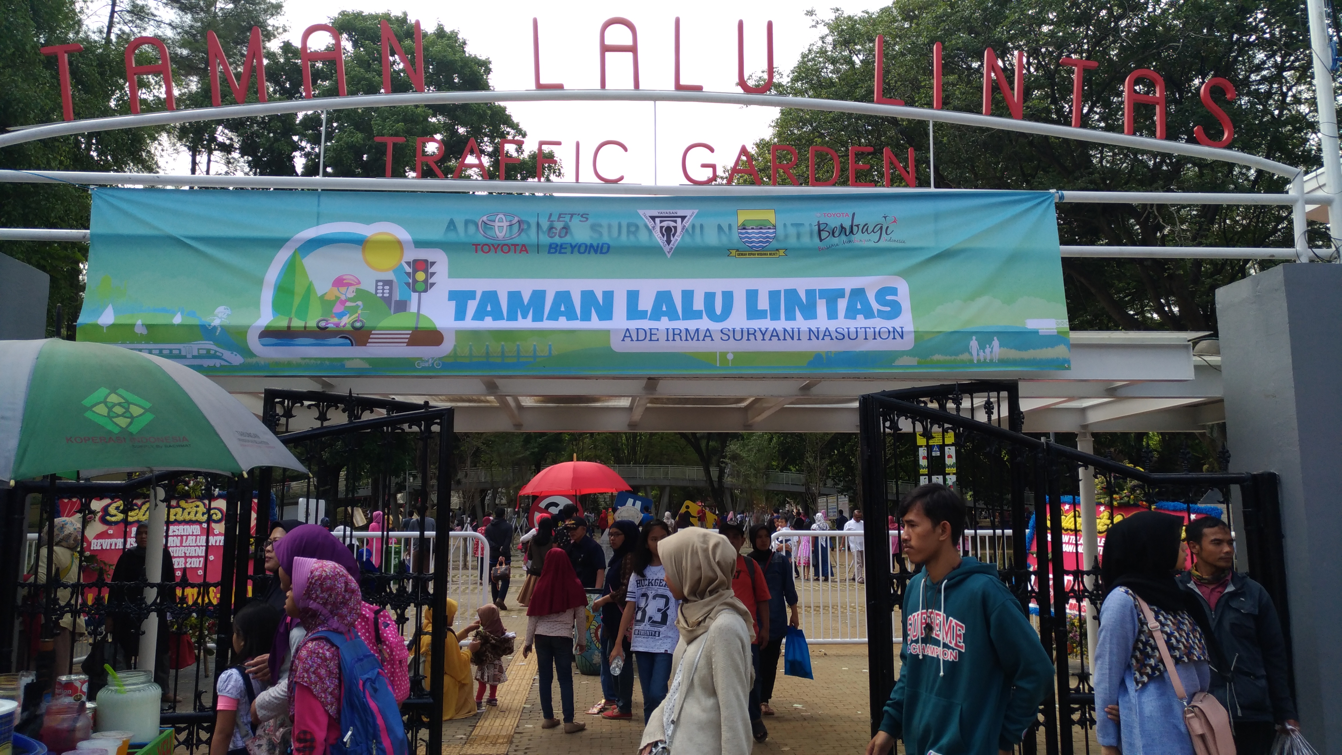 Detail Gambar Taman Lalu Lintas Nomer 38