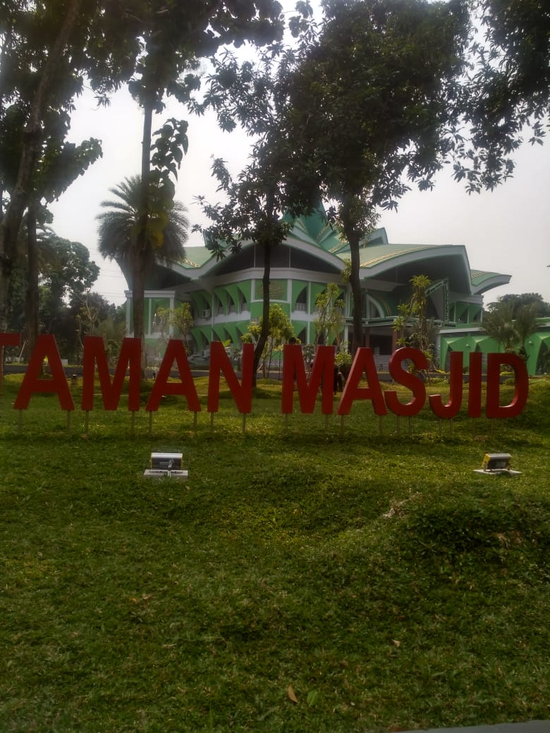 Gambar Taman Masjid - KibrisPDR