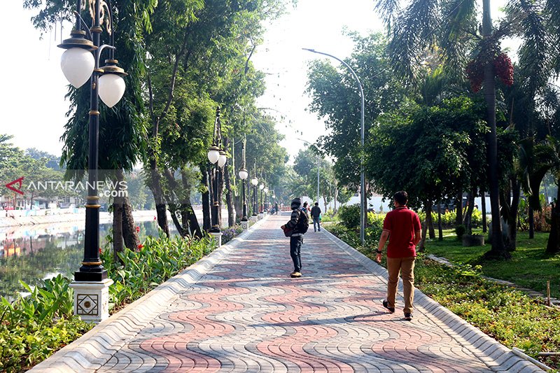 Detail Gambar Taman Surabaya Nomer 28
