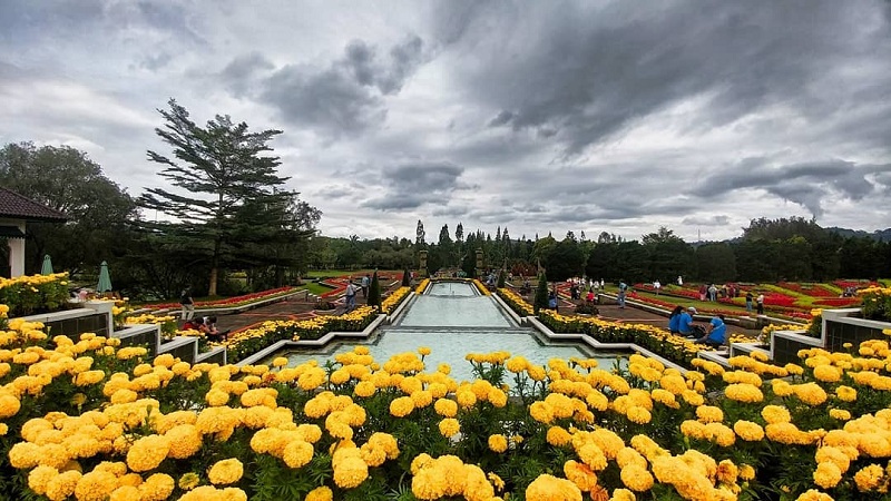 Detail Gambar Taman Terindah Di Indonesia Nomer 21