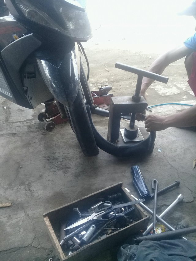 Detail Gambar Tambal Ban Motor Nomer 34