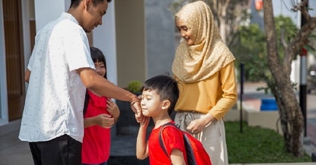 Detail Gambar Tangan Anak Dan Kedua Orang Tua Nomer 49