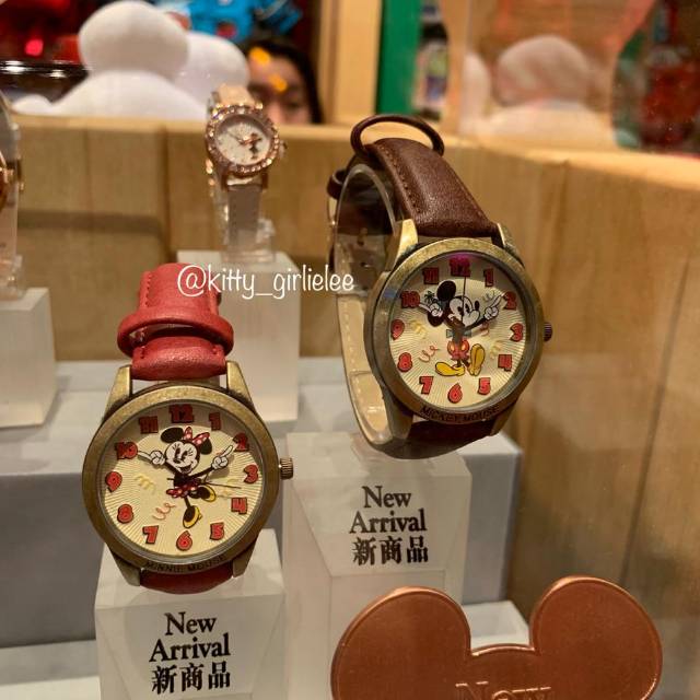 Detail Gambar Tangan Mickey Mouse Nomer 34