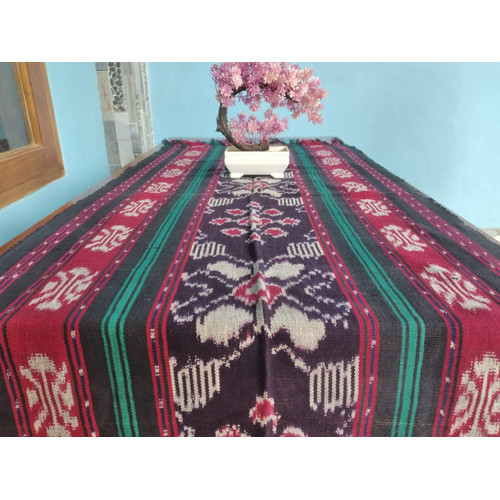 Detail Gambar Taplak Meja Motif Bunga Nomer 47