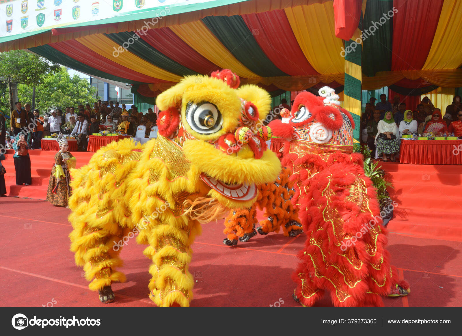 Detail Gambar Tari Barongsai Nomer 48