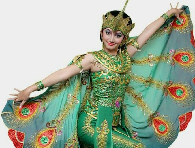 Detail Gambar Tari Burung Merak Nomer 9