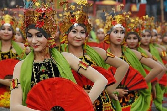 Detail Gambar Tari Gandrung Banyuwangi Nomer 50