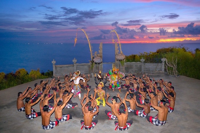 Detail Gambar Tari Kecak Bali Nomer 20