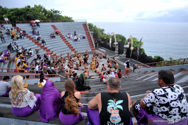 Detail Gambar Tari Kecak Bali Nomer 33