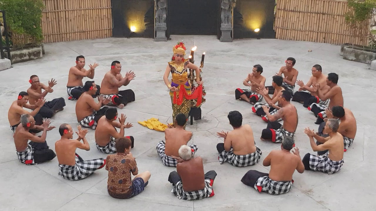 Detail Gambar Tari Kecak Bali Nomer 39