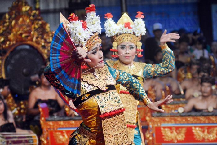 Detail Gambar Tari Legong Dari Bali Nomer 16