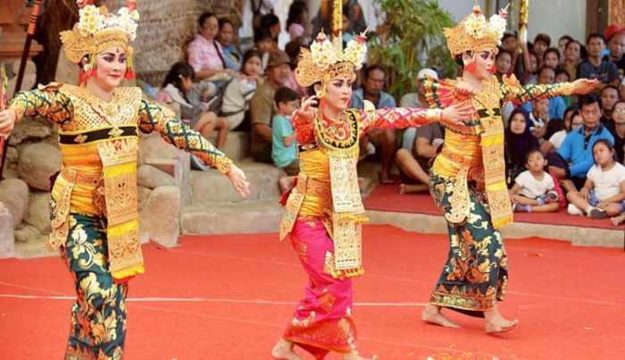 Detail Gambar Tari Legong Dari Bali Nomer 22