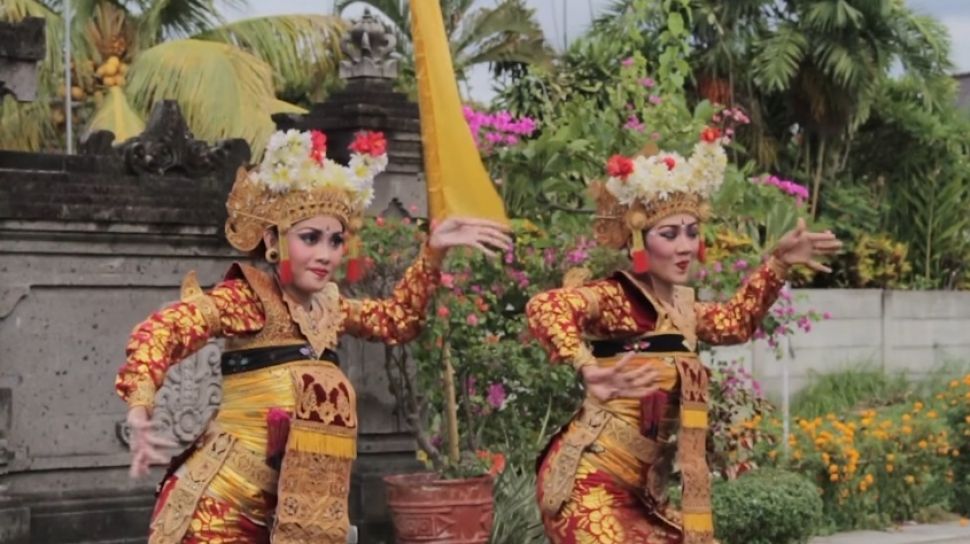 Detail Gambar Tari Legong Dari Bali Nomer 4