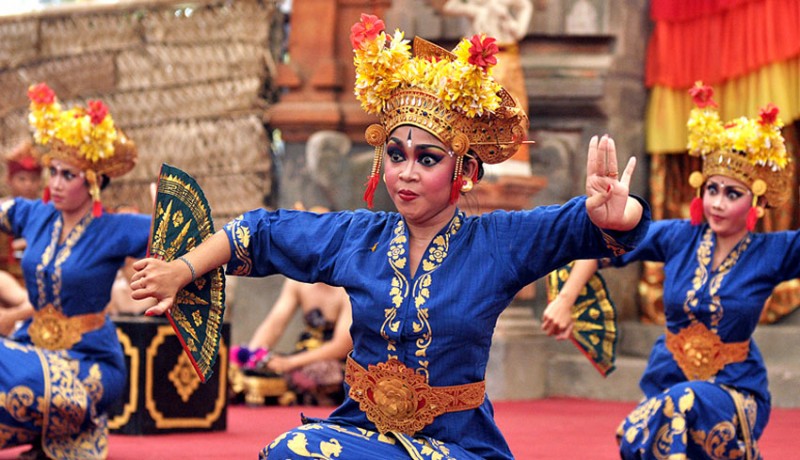 Detail Gambar Tari Legong Dari Bali Nomer 31