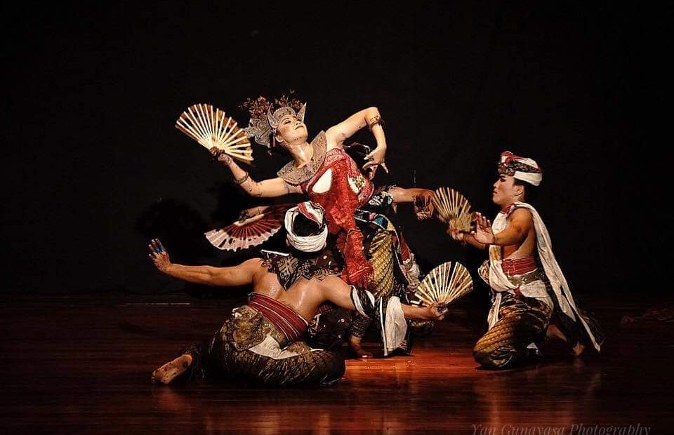 Detail Gambar Tari Legong Dari Bali Nomer 37