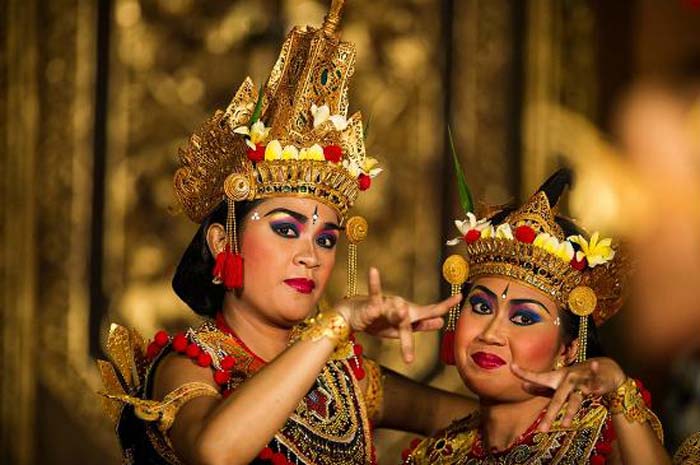 Detail Gambar Tari Legong Dari Bali Nomer 43