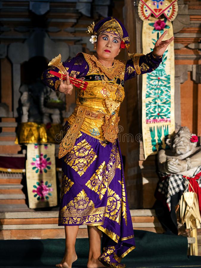 Detail Gambar Tari Legong Dari Bali Nomer 52
