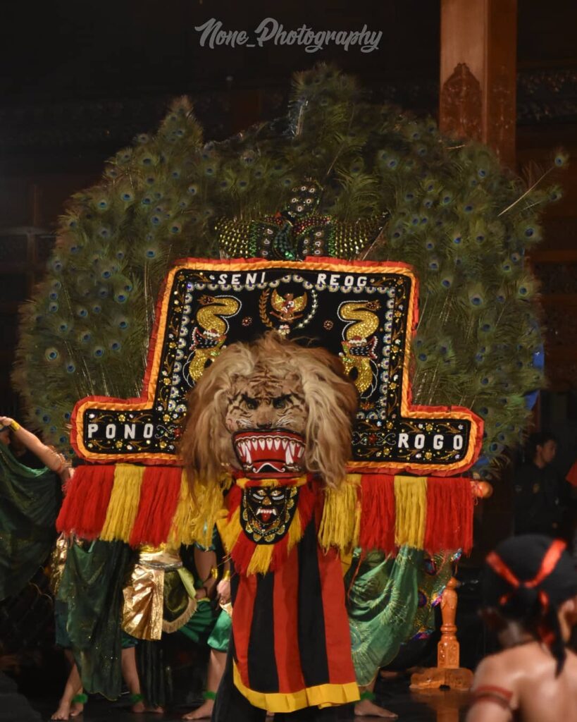 Detail Gambar Tari Reog Ponogoro Nomer 32