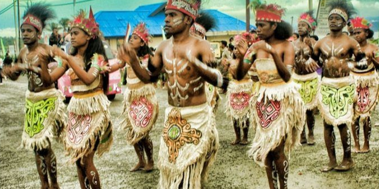 Detail Gambar Tari Selamat Datang Papua Nomer 9
