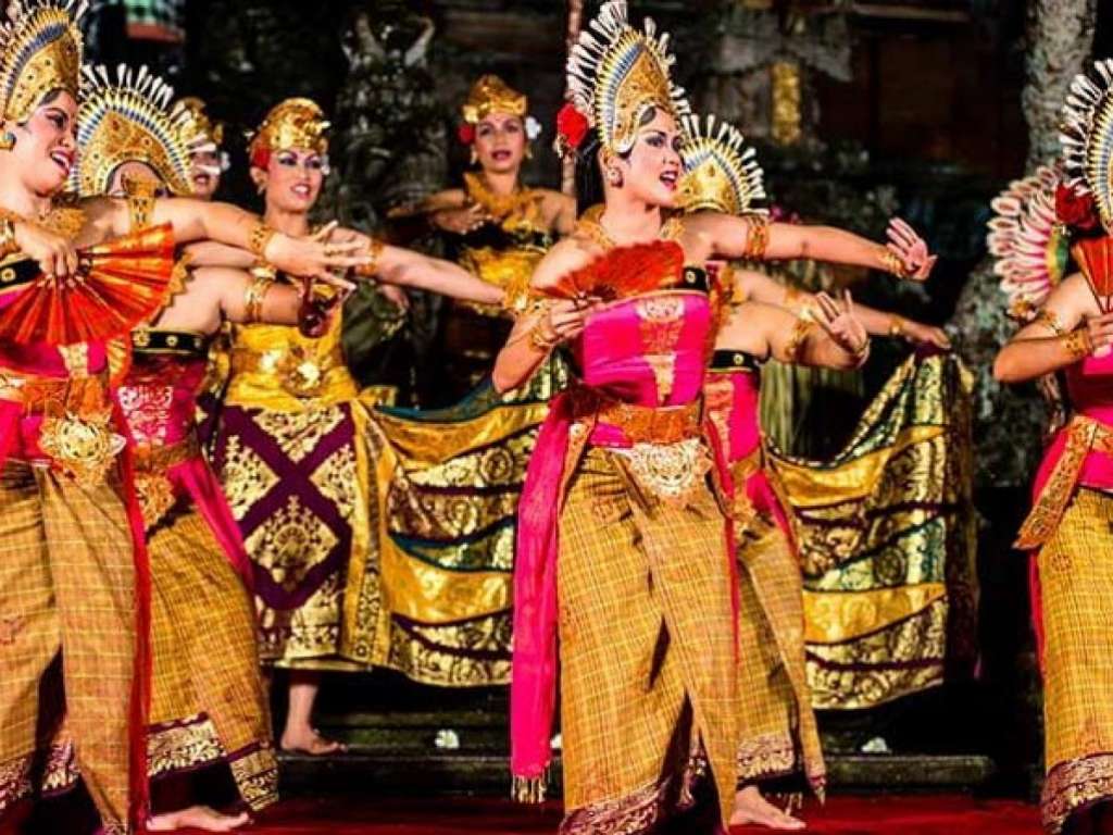 Detail Gambar Tari Tarian Di Indonesia Nomer 35