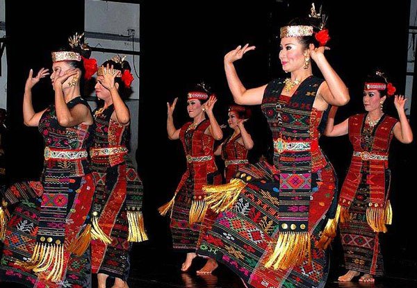 Detail Gambar Tari Tradisional Bali Nomer 53