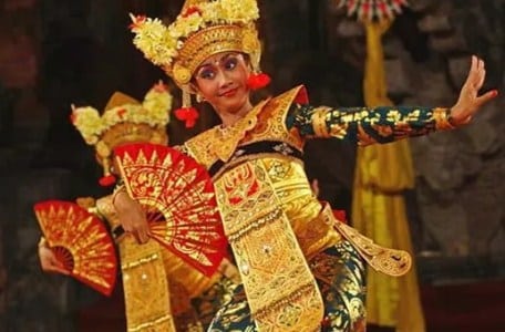 Detail Gambar Tari Tradisional Di Indonesia Nomer 28